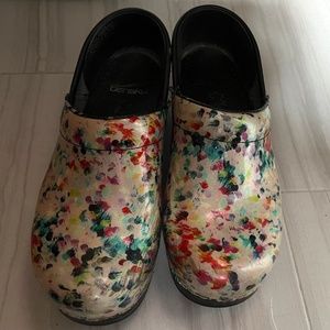 Dansko Art Pallet size 36